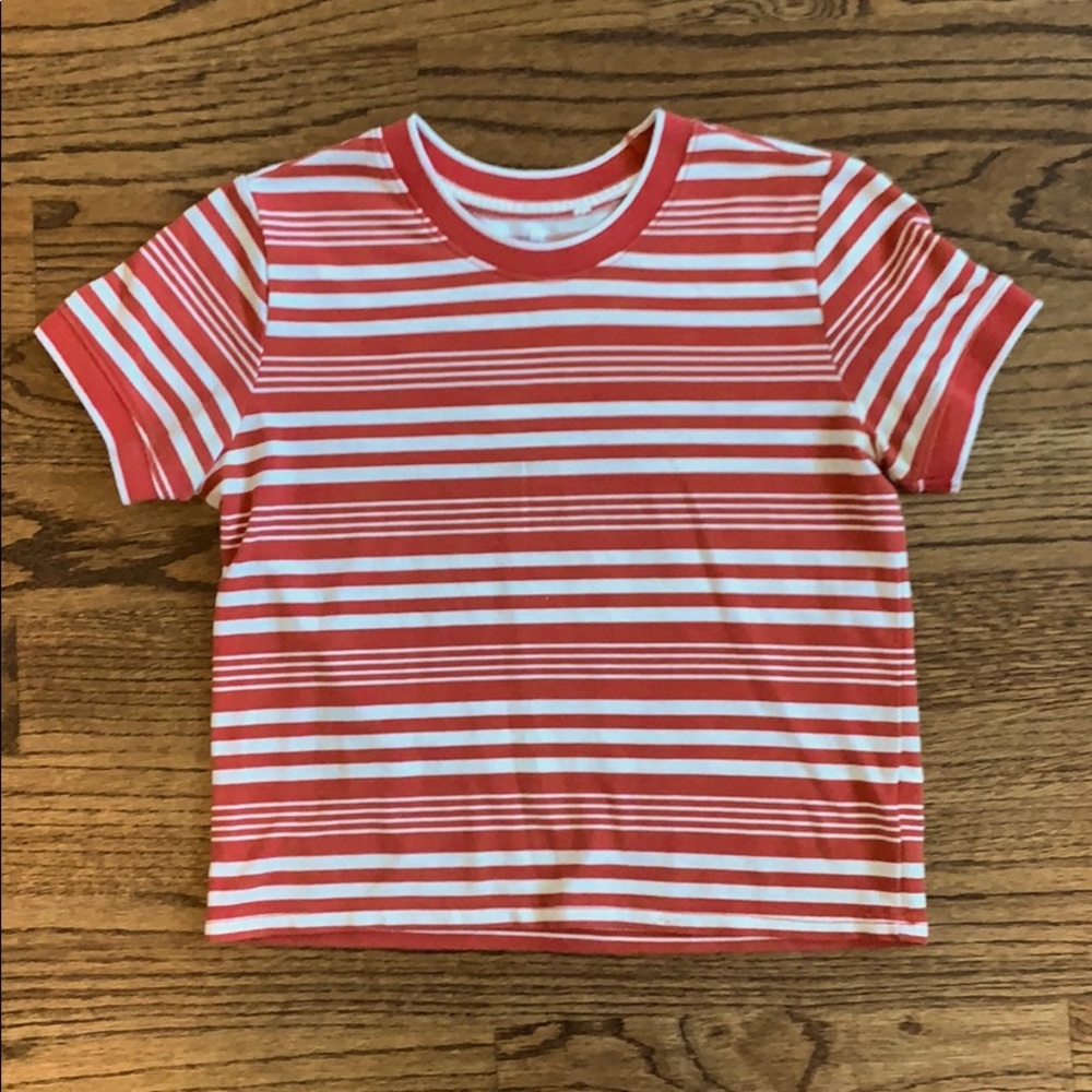 Red and white striped tshirt.
